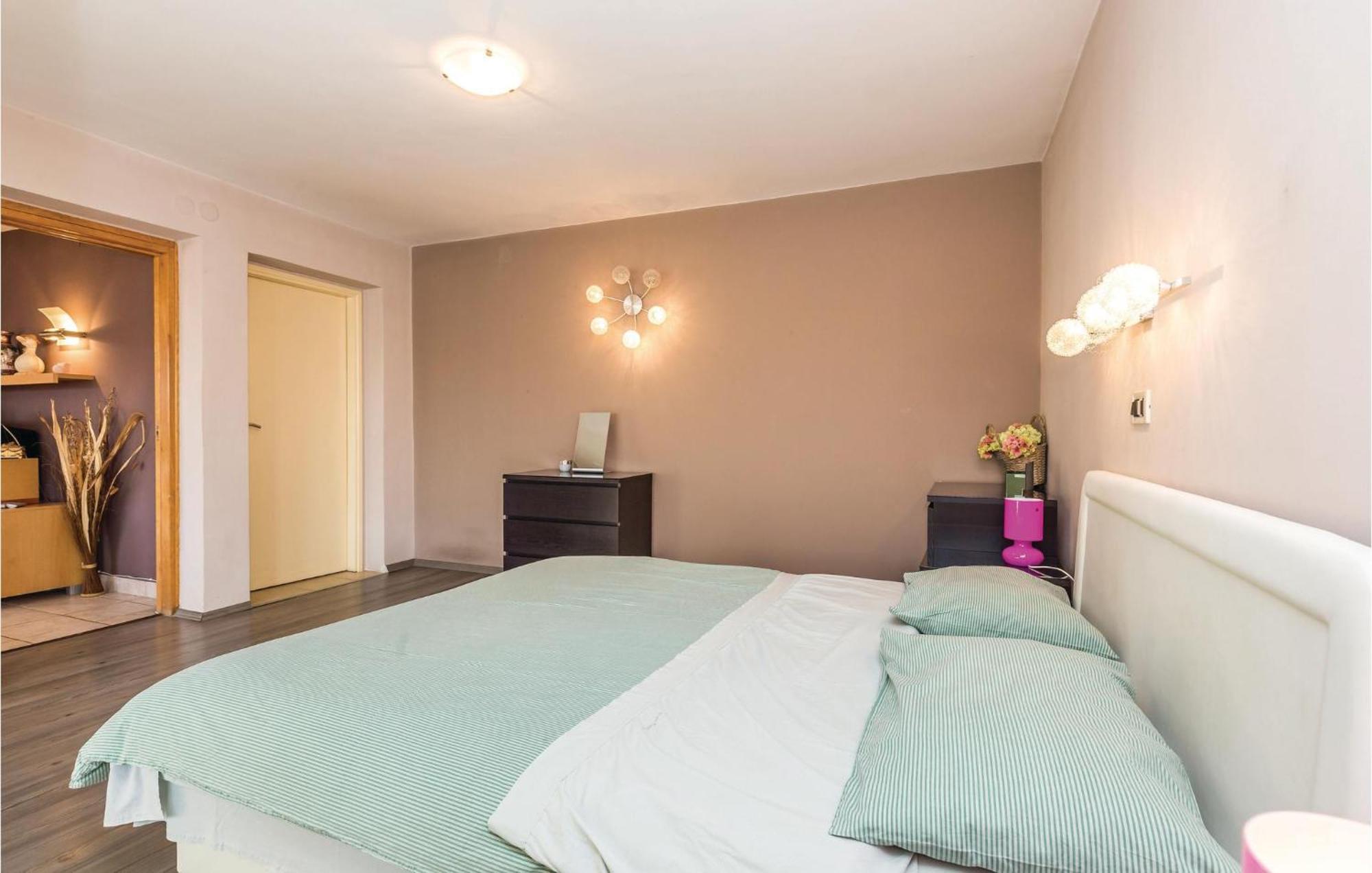 Stunning Apartment In Rijeka With 1 Bedrooms And Wifi Eksteriør bilde